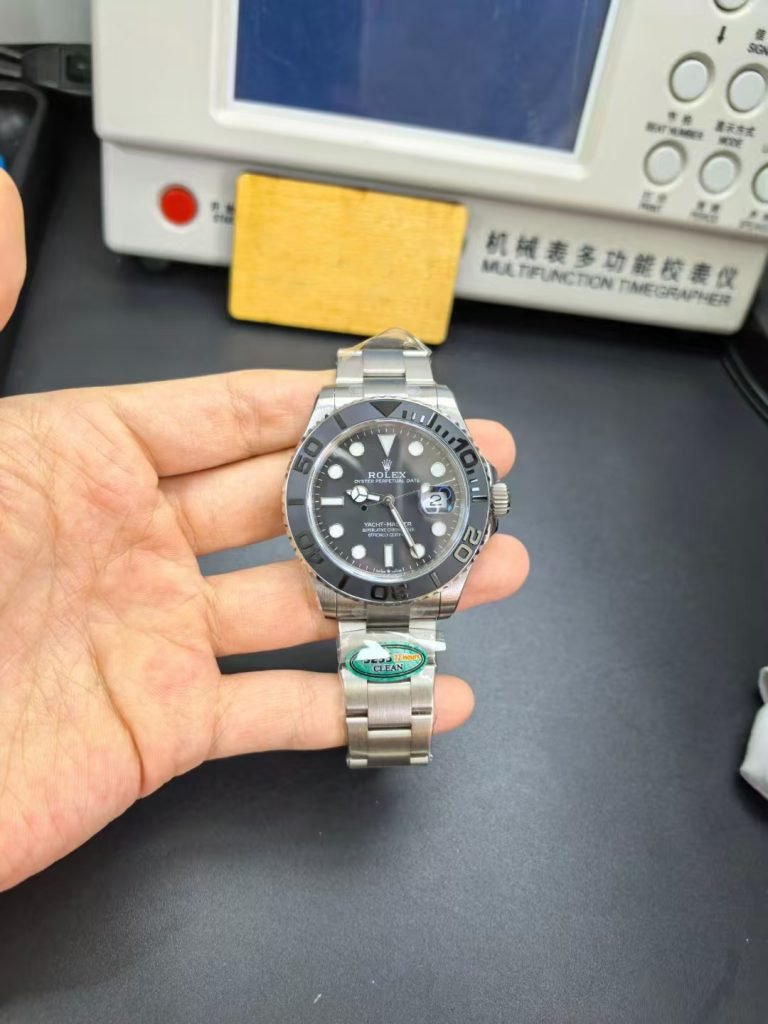 Clean-Replica-Rolex-YachtMaster-226627-768x1024-1