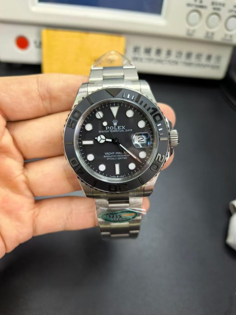 Rolex-YachtMaster-226627-Replica-768x1024-1