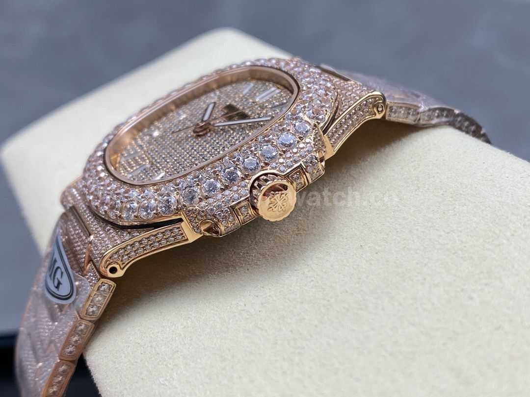AMG Factory Patek Philippe Nautilus PP5711 40mm Diamond Bezel Rose GoldDiamond Baguette Di