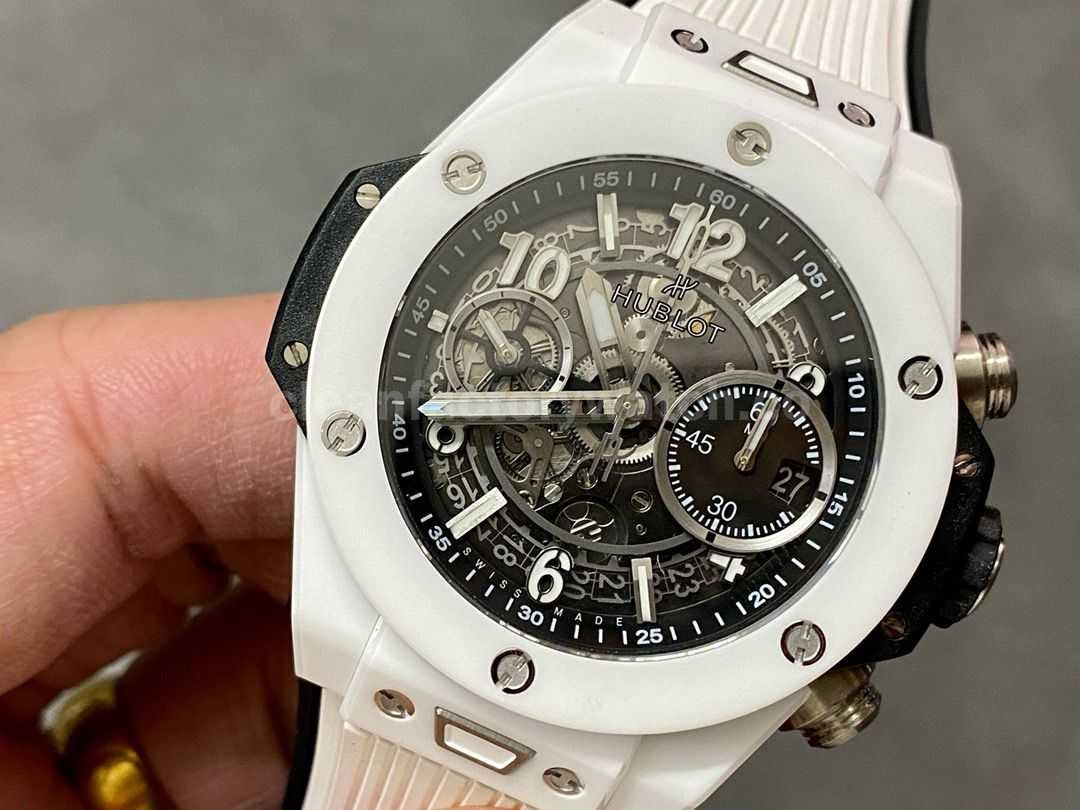 BBF Factory Hublot Big Bang Unico 42mm 441.HX.1171.RX White Ceramics White Rubber Strap Whi (8)