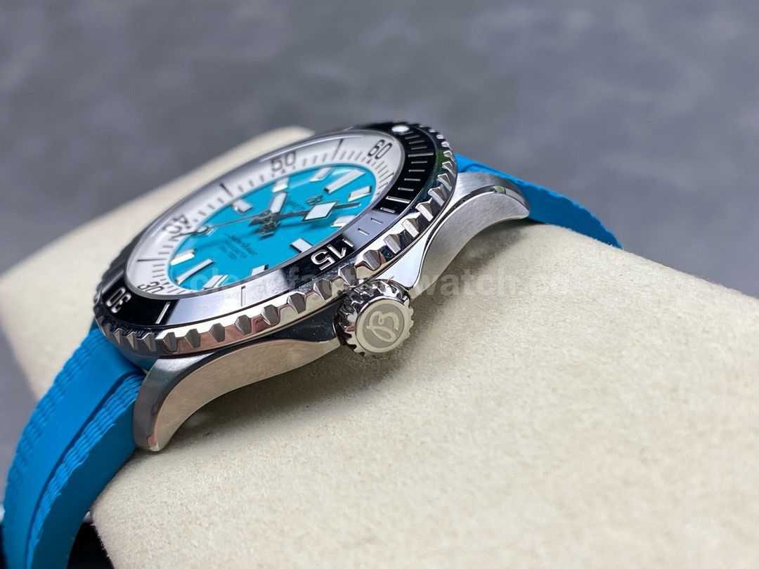 BLS Factory Breitling Superocean A17376211L2S1 44mm Steel Blue Rubber Strap Blue Dial (8)