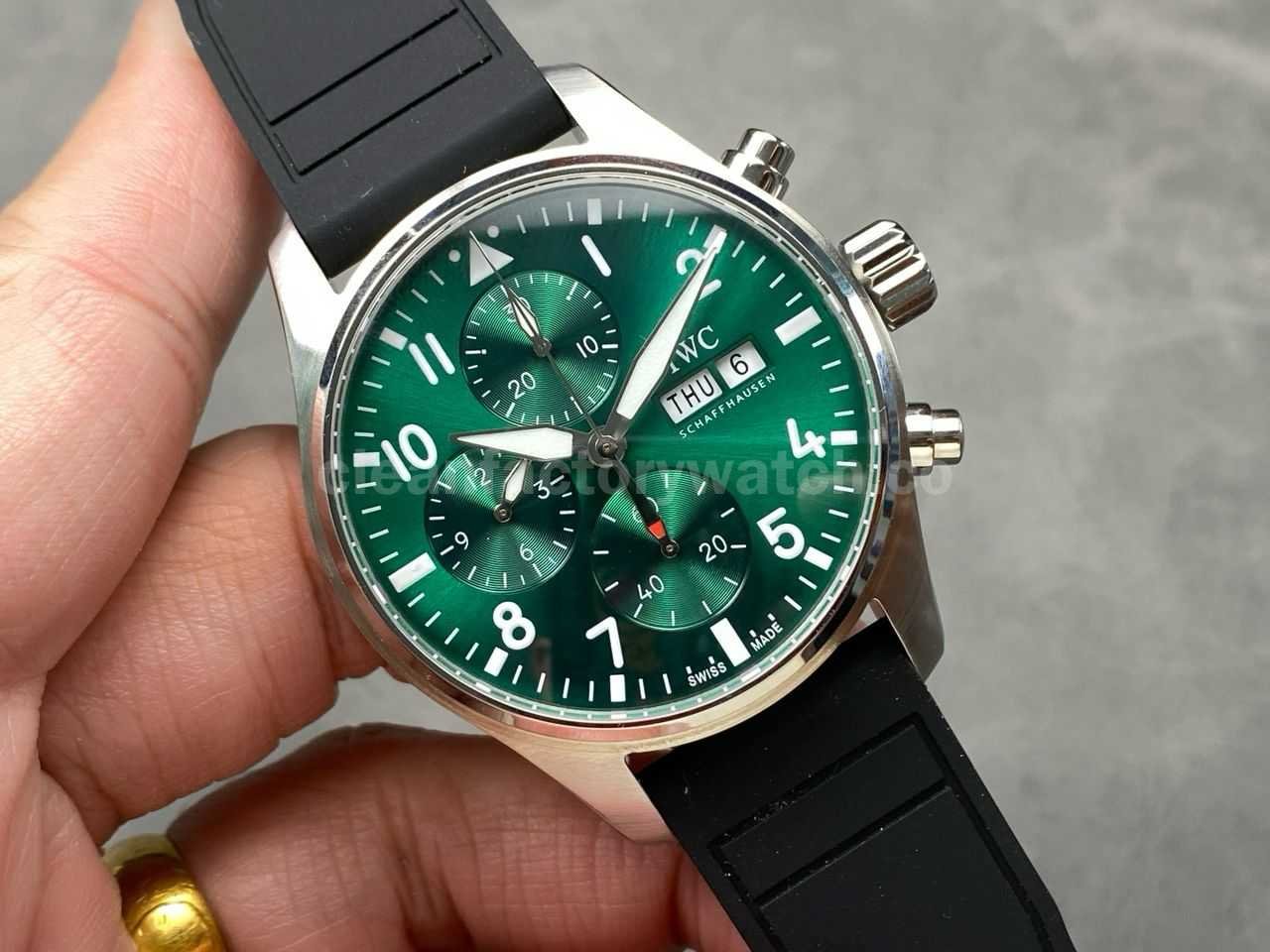 BLS Factory IWC Pilot Chronograph IW388103 41mm Steel Rubber Strap Arabic Numerals Green Dial (10)