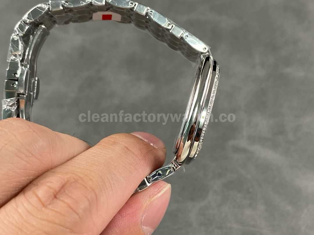 BV Factory Bvlgari Quartz Serpenti 103148 33mm Full Steel Blue Roman Numerals Silver (solid) Dial (9)
