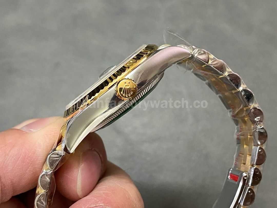 Clean Factory Rolex 126233 0021 (6)