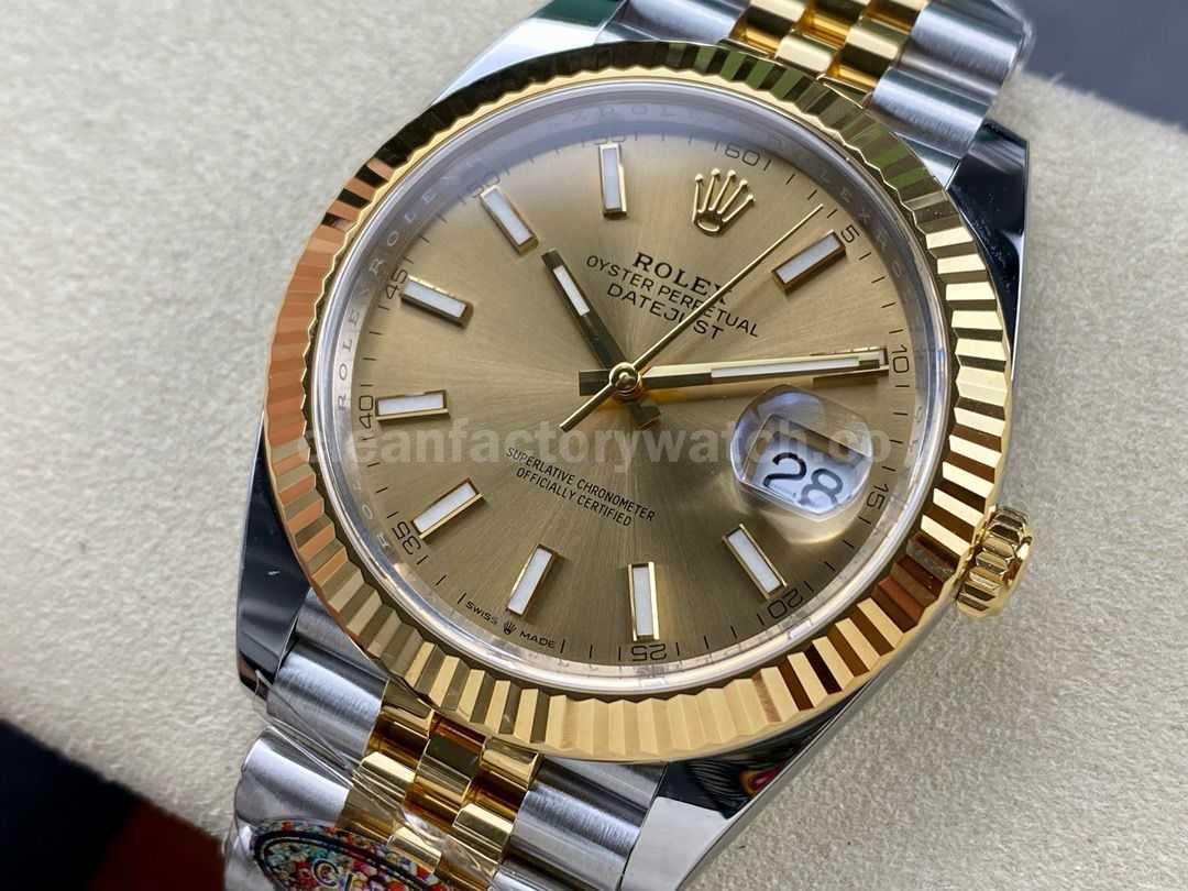 Clean Factory Rolex Datejust 126333 0010 (4)