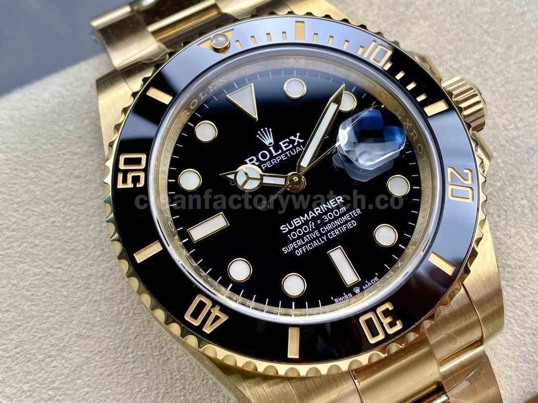 Clean Factory Rolex Submariner Date 126618LN (4)
