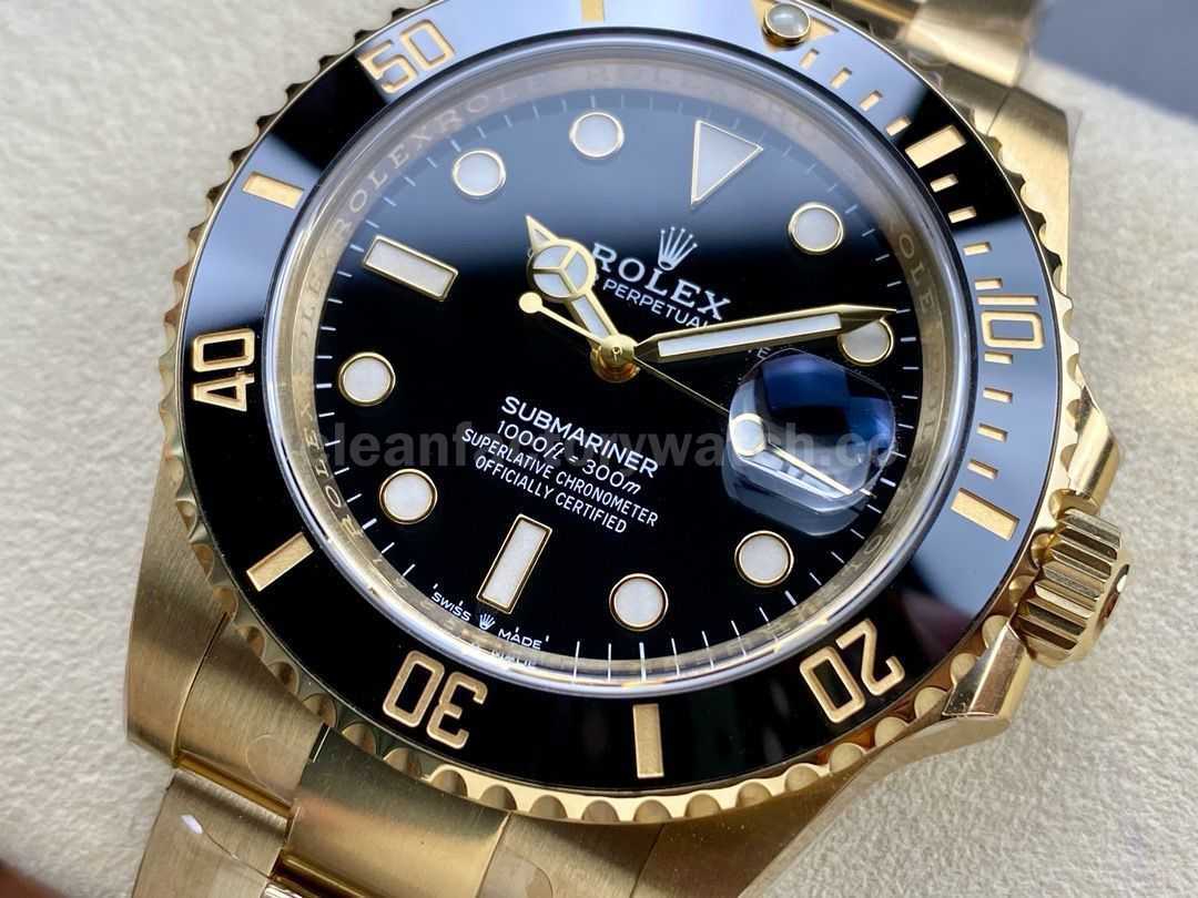 Clean Factory Rolex Submariner Date 126618LN (7)