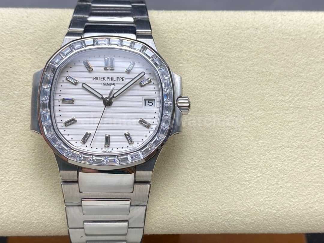 GR Factory Patek Philippe Emerald Nautilus 5711110P 010 35.2mm Full Platinum White Dial (1)