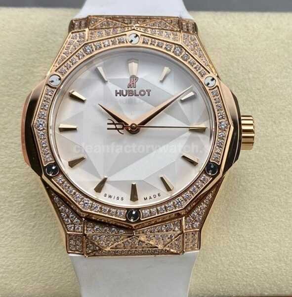 HB Factory Hublot Classic Fusion 550.OS.2200.RW.1604.ORL20 40mm Diamond Rose Gold White Rubber Strap White Dial