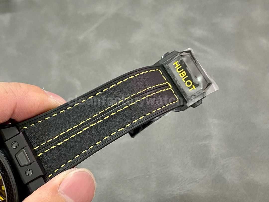 HUB Factory Hublot Big Bang Ferrari 401.CQ.0129.VR 45mm Carbon Leather Strap Arabic Numerals Skele (1)