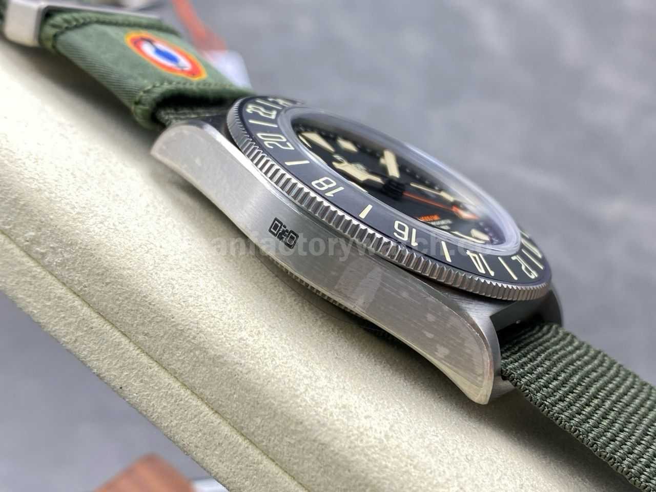 M+ Factory Tudor Pelagos FXD GMT M2542G247NU 0002 42mm Titanium Green Textile Strap Black Dial (7)