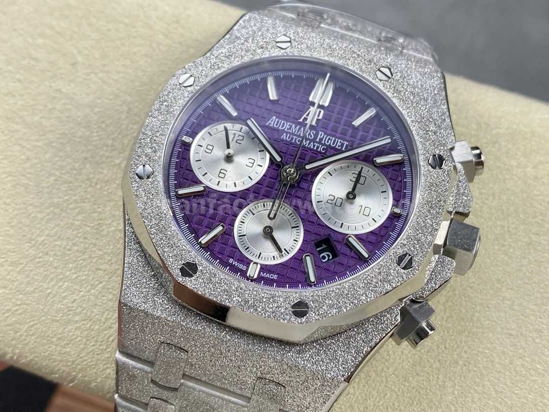 OMF Factory Frosted Audemars Piguet Royal Oak Chronograph 26240BC.GG.1224BC (7)