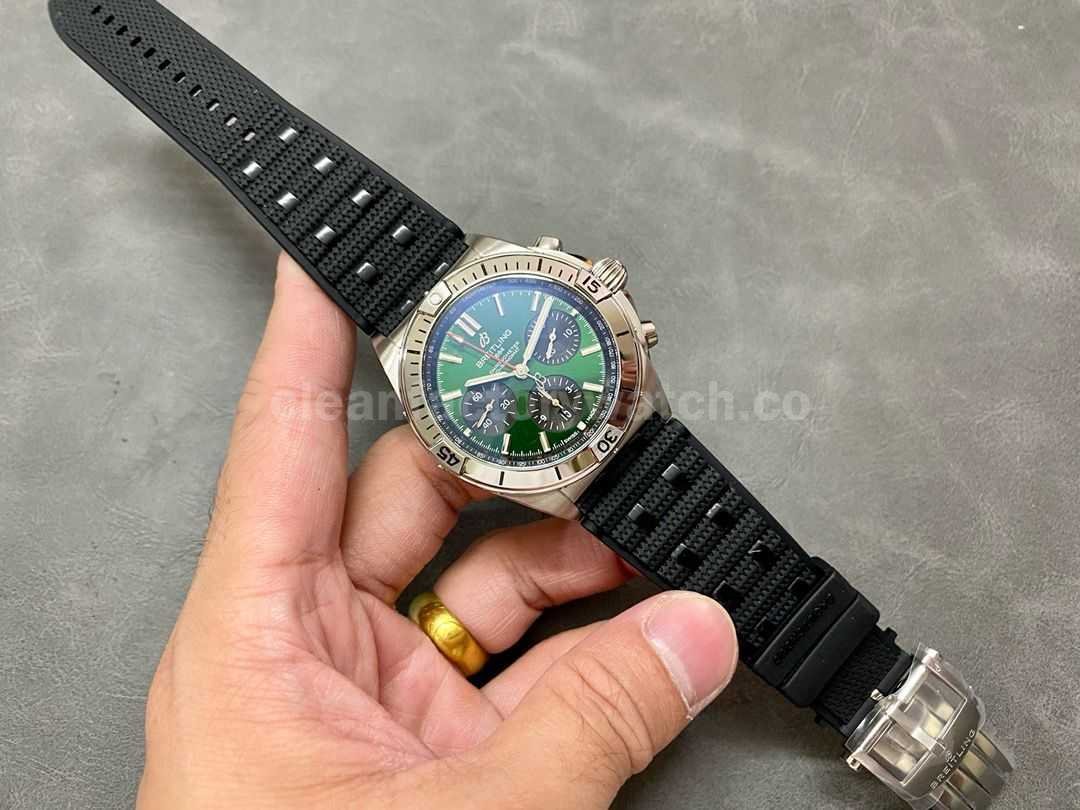 TF Factory Breitling Chronomat 42 AB01343A1L1A1 42mm Steel Rubber Strap Green Dial (8)