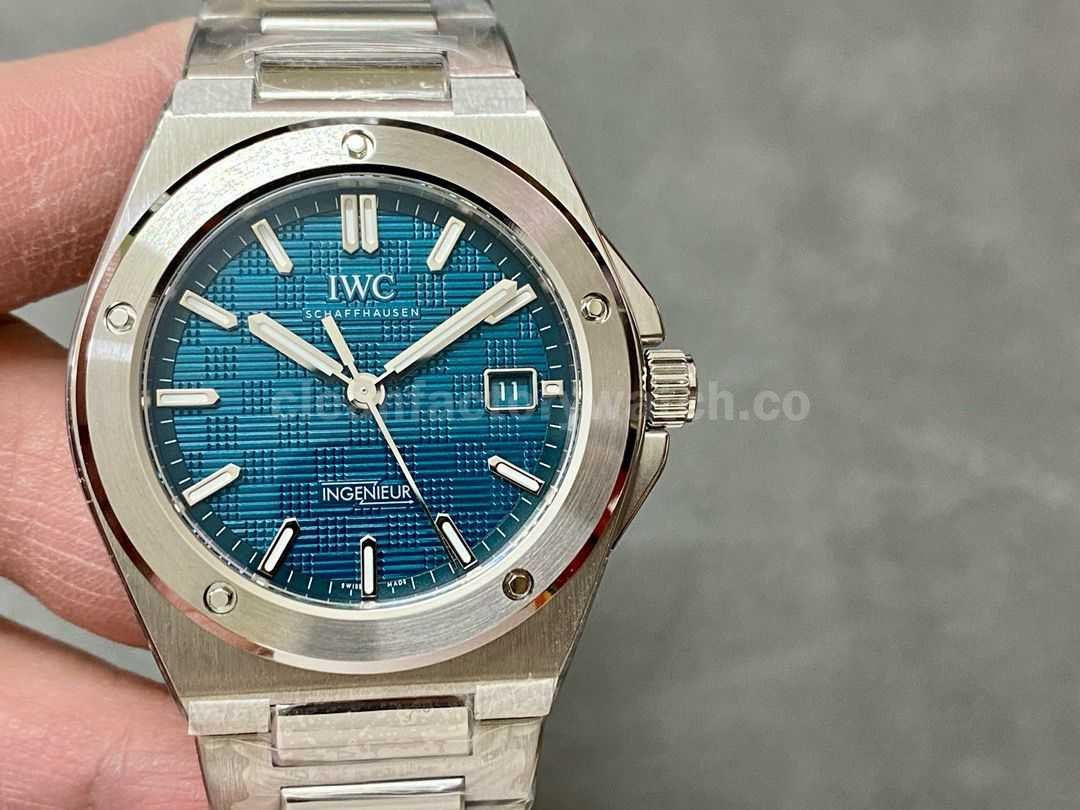 V7 Factory IWC Ingenieur Automatic IW328903 40mm Full Steel Blue Dial (3)