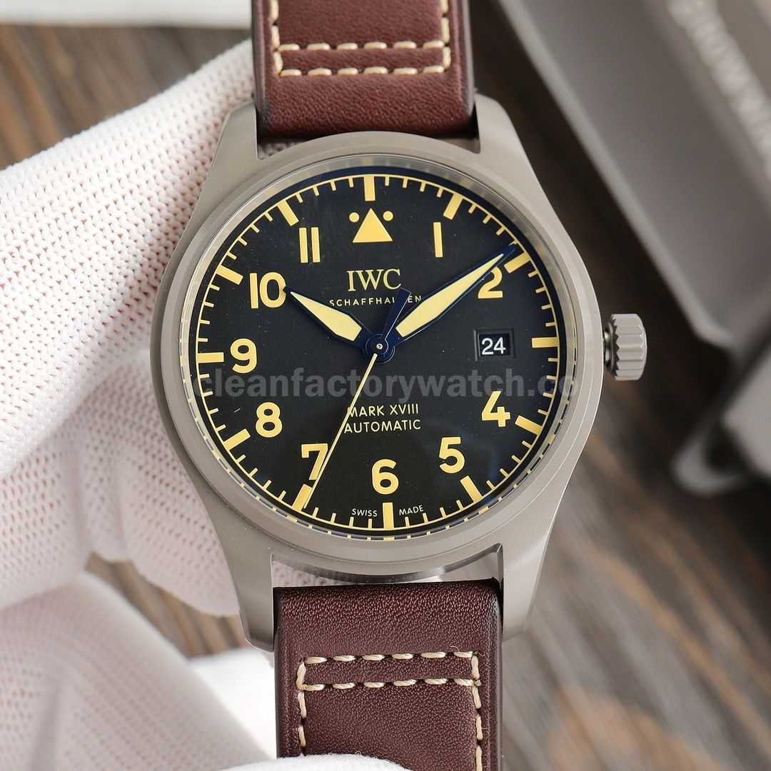 V7 Factory IWC XVIII Heritage Pilot Mark IW327006 40mm Titanium Leather Strap Arabic Numerals Black Dial (5)