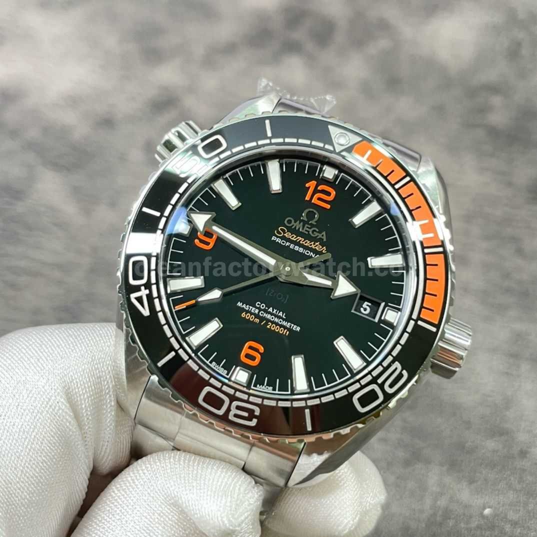 VS Factory Omega Seamaster Planet Ocean 215.30.44.21.01.002 43.5mm Full Steel Black Dial (3)