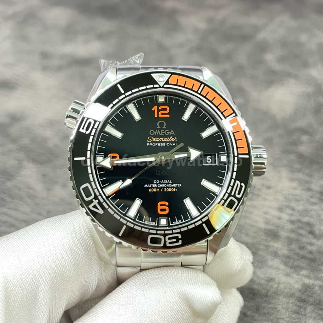 VS Factory Omega Seamaster Planet Ocean 215.30.44.21.01.002 43.5mm Full Steel Black Dial (5)