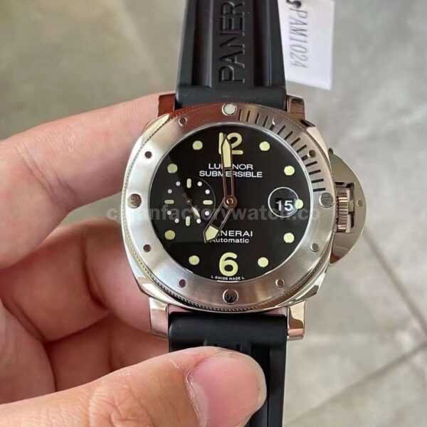 VS Factory Panerai Luminor Submersible PAM01024 44mm Steel Rubber Strap Black Dial
