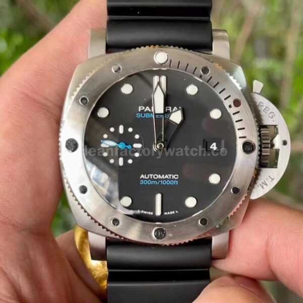 VS Factory Panerai Submersible PAM 01229 44mm Steel Rubber Strap Black Dial
