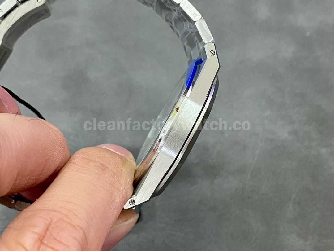 ZF Factory Audemars Piguet Royal Oak Jumbo 16202ST.OO.1240ST (5)