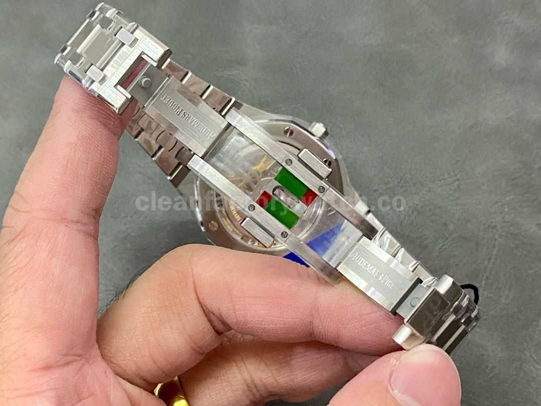 ZF Factory Audemars Piguet Royal Oak Jumbo 16202ST.OO.1240ST (6)