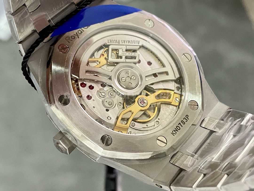 ZF Factory Audemars Piguet Royal Oak Jumbo 16202ST.OO.1240ST (9)