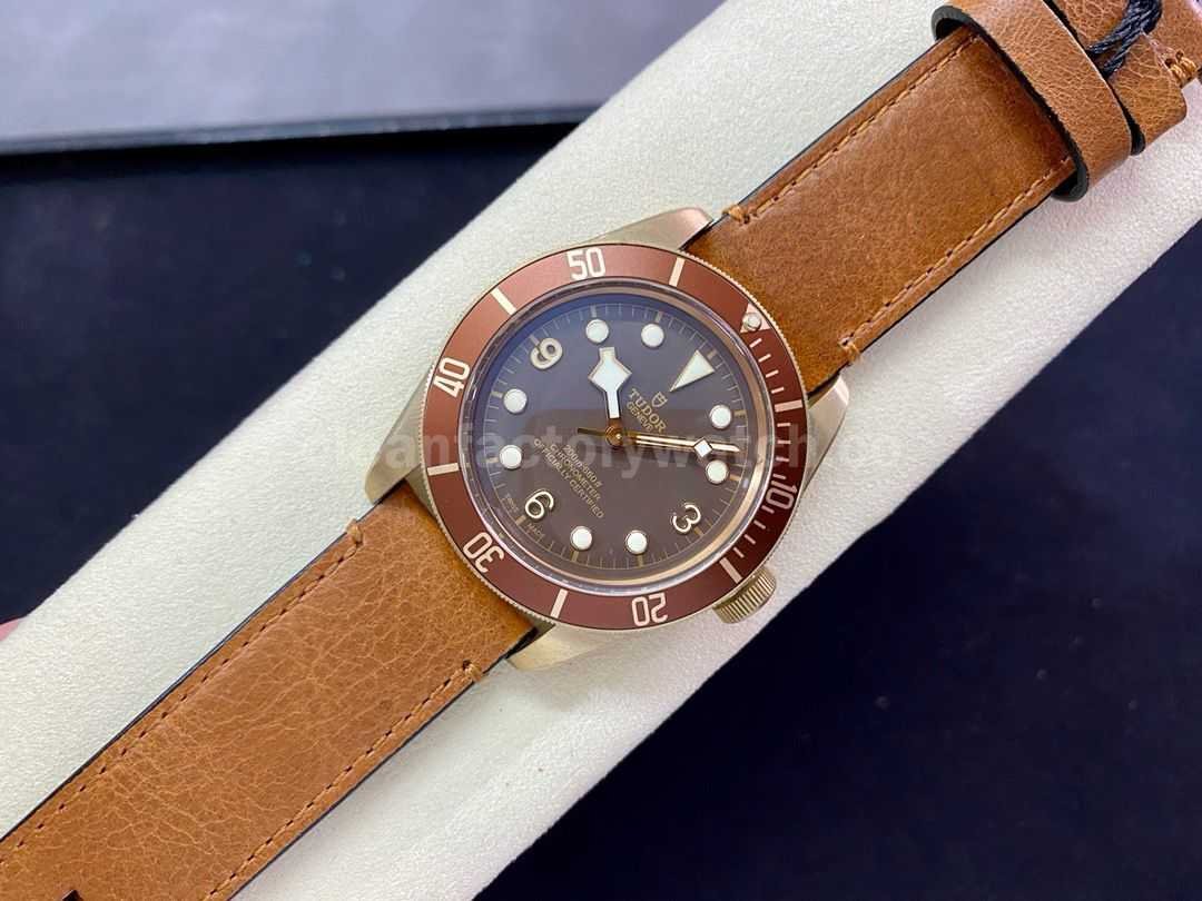 ZF Factory Tudor Black Bay Bronze 79250BM 0001 43mm Bronze Leather Strap Brown Dial (1)