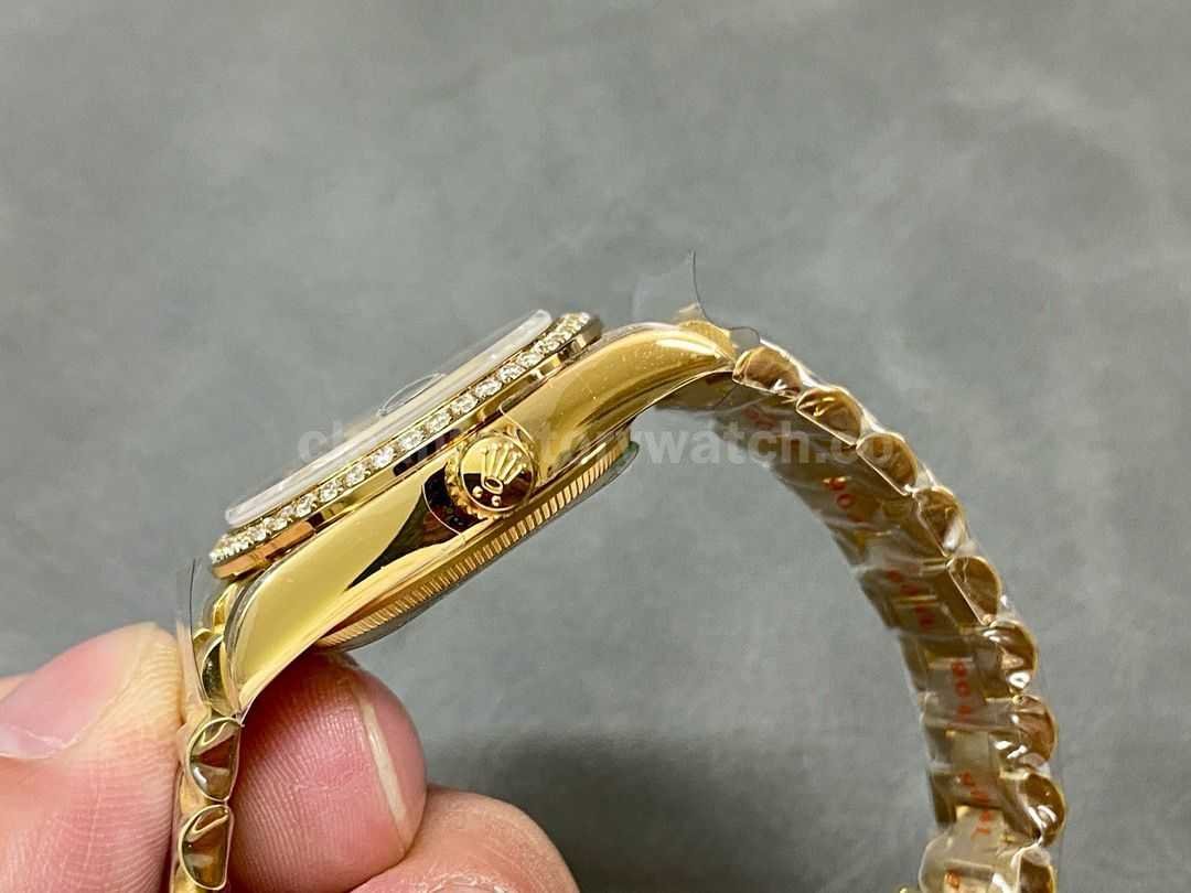 A+ Factory Rolex Datejust 178288 31mm Diamond Bezel Full Yellow Gold Diamond Mop Black Dial (6)