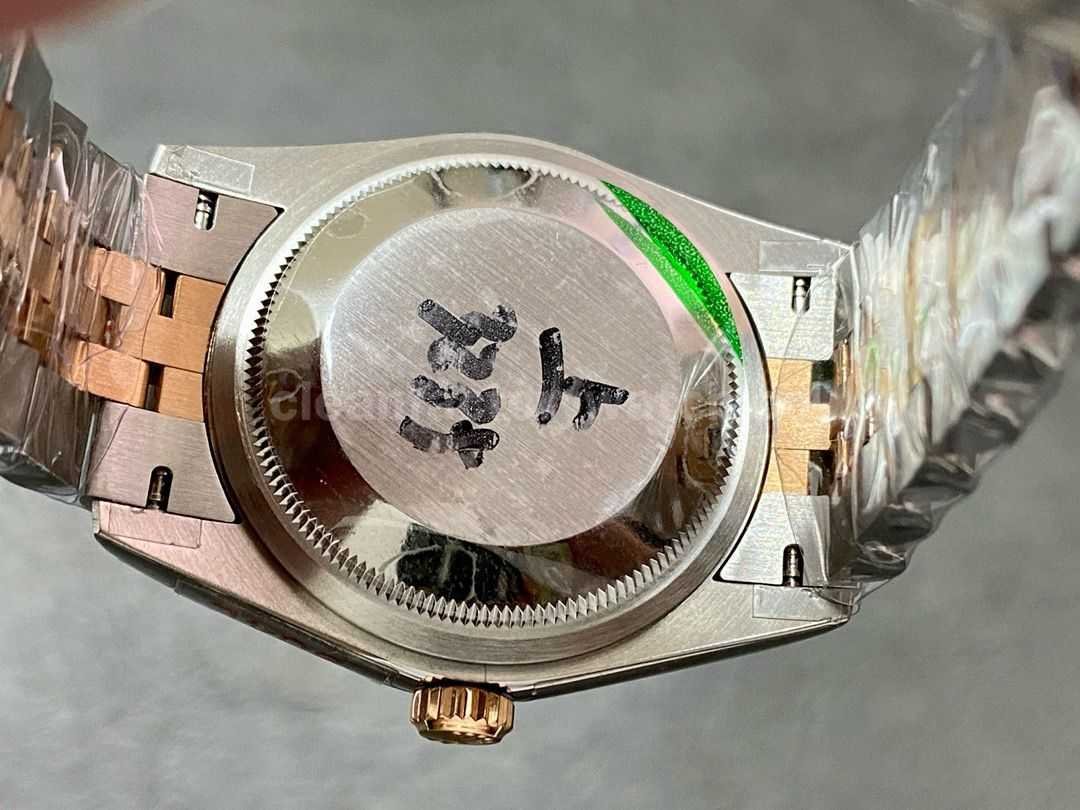 GM Factory Rolex Datejust 126201 0037 36mm Rose Gold Smooth Bezel Half Rose Gold Diamond Mop Sil (6)