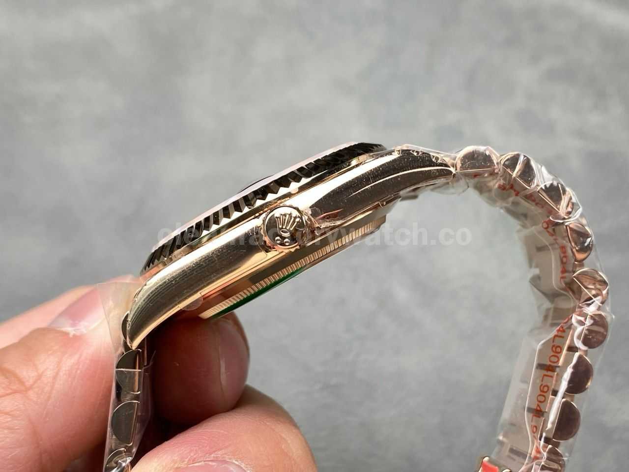 KF Factory Counterweight Rolex Day Date 228235 0055 40mm Full Rose Gold Roman Numeral (8)