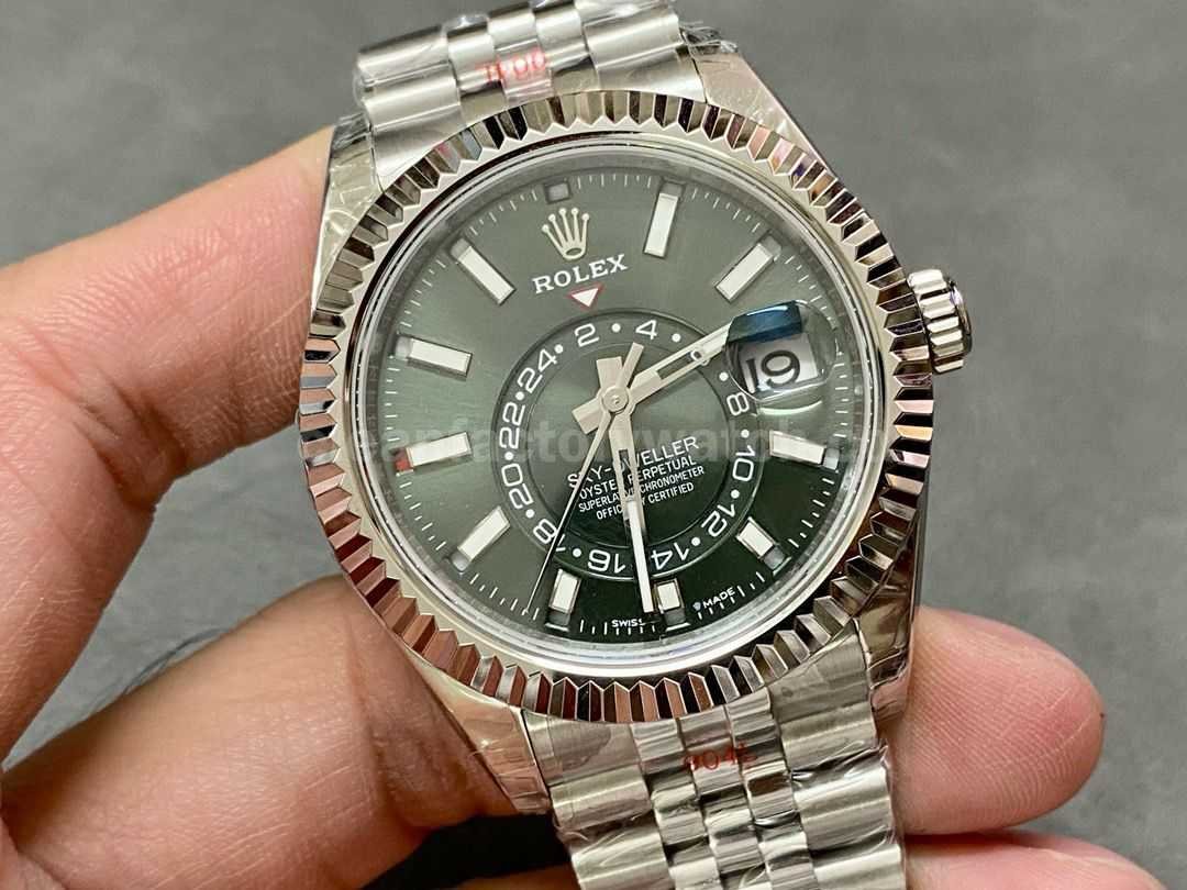 Noob Factory Rolex Sky Dweller 336934 0002 42mm Full White Gold Green Dial (5)