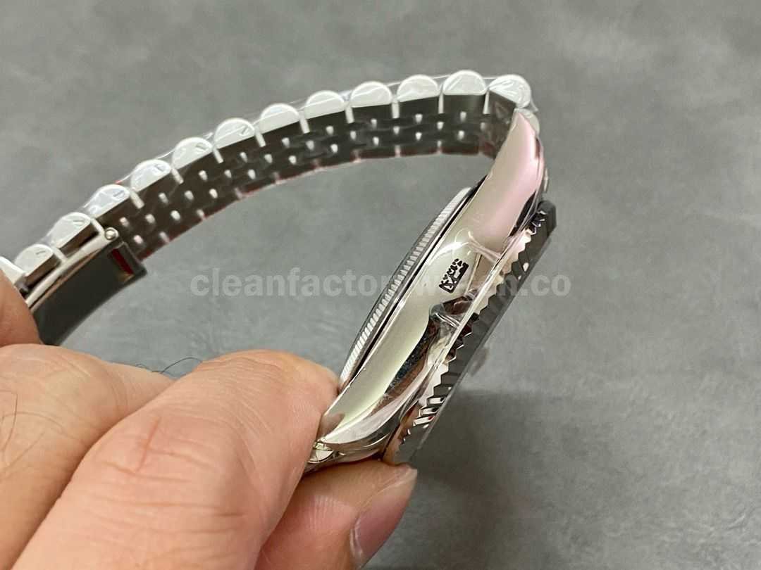 Noob Factory Rolex Sky Dweller 336934 0002 42mm Full White Gold Green Dial (6)