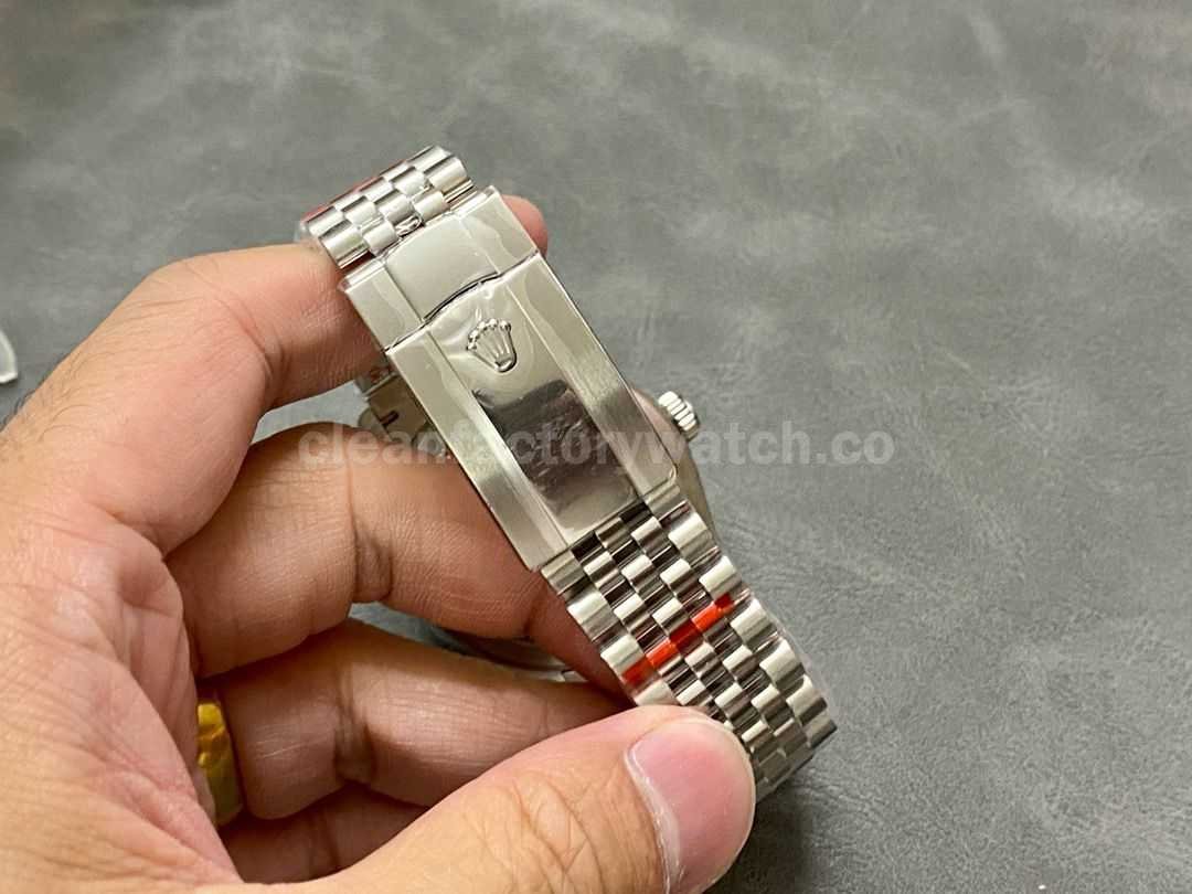 Noob Factory Rolex Sky Dweller 336934 0002 42mm Full White Gold Green Dial (7)