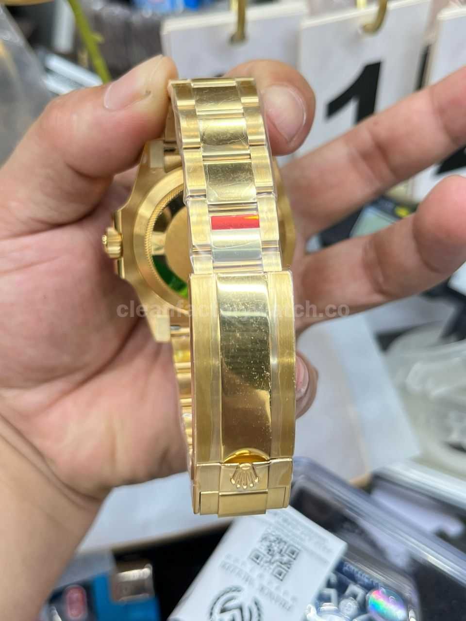VS Factory Rolex Submariner Date 116618LB 40mm Full Yellow Gold Blue Dial (6)