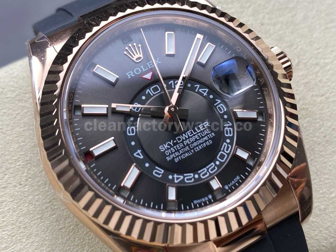 ZF Factory CounterWeight Rolex Sky Dweller 336235 0004 42mm Rose Gold Rubber Strap Grey Dial (5)