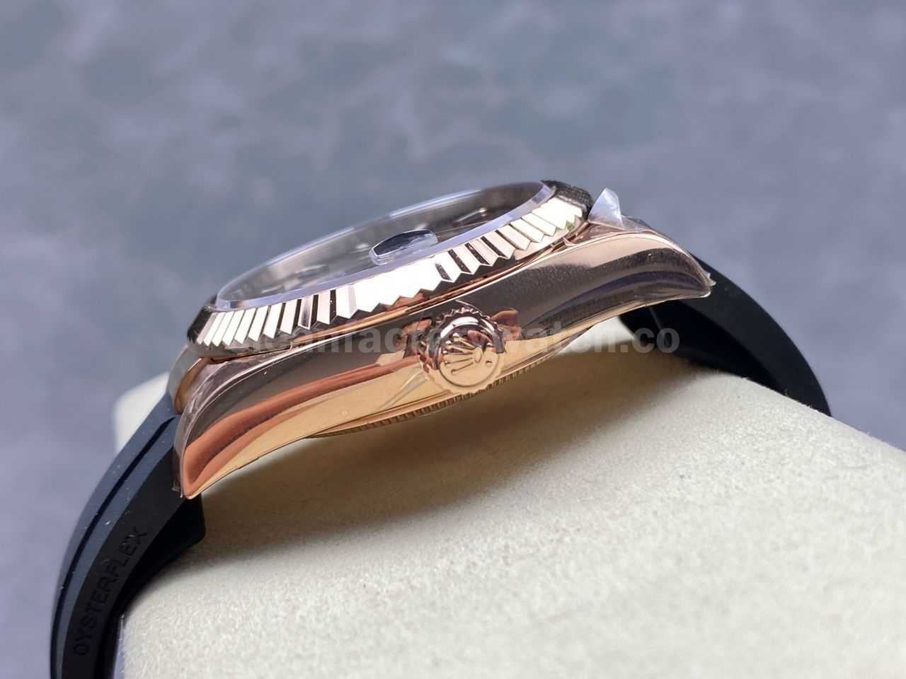 ZF Factory CounterWeight Rolex Sky Dweller 336235 0004 42mm Rose Gold Rubber Strap Grey Dial (8)