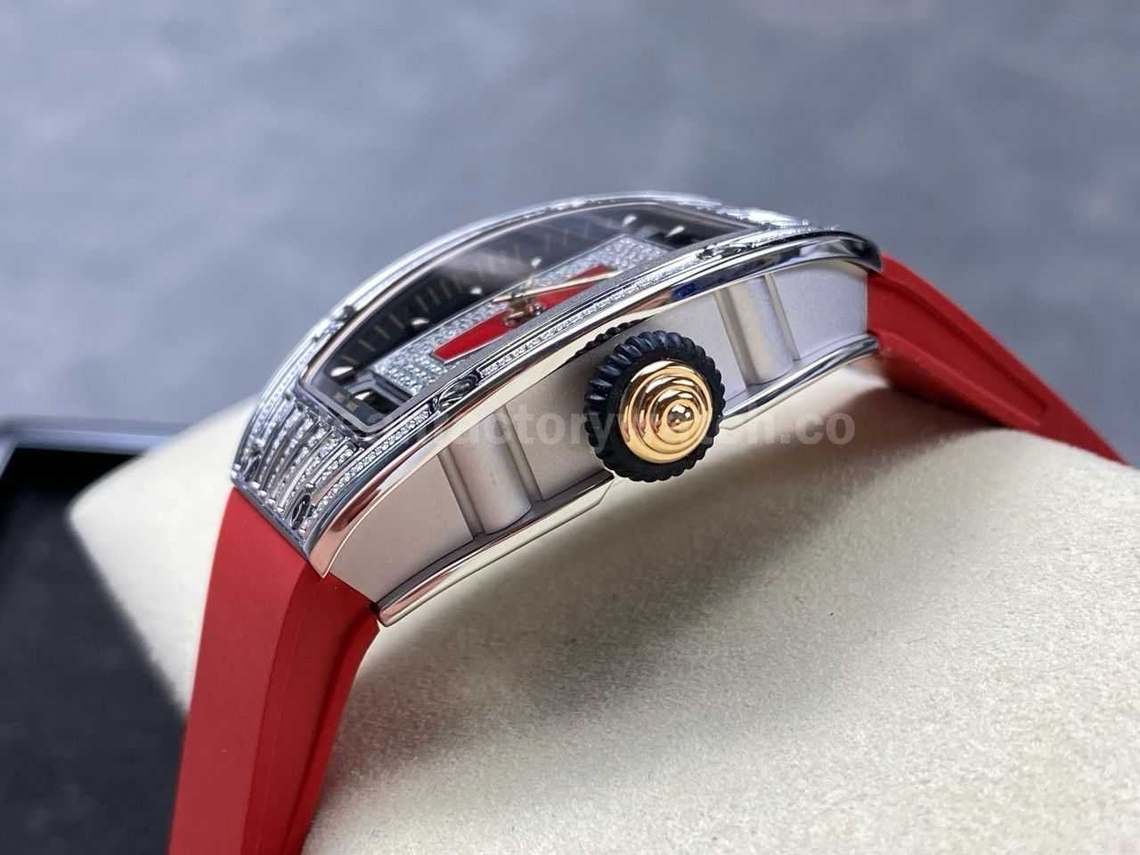 ZF Factory Richard Mille RM07 31.4mm Diamond White Gold Red Rubber Strap Skeletonized Black Dial (5)