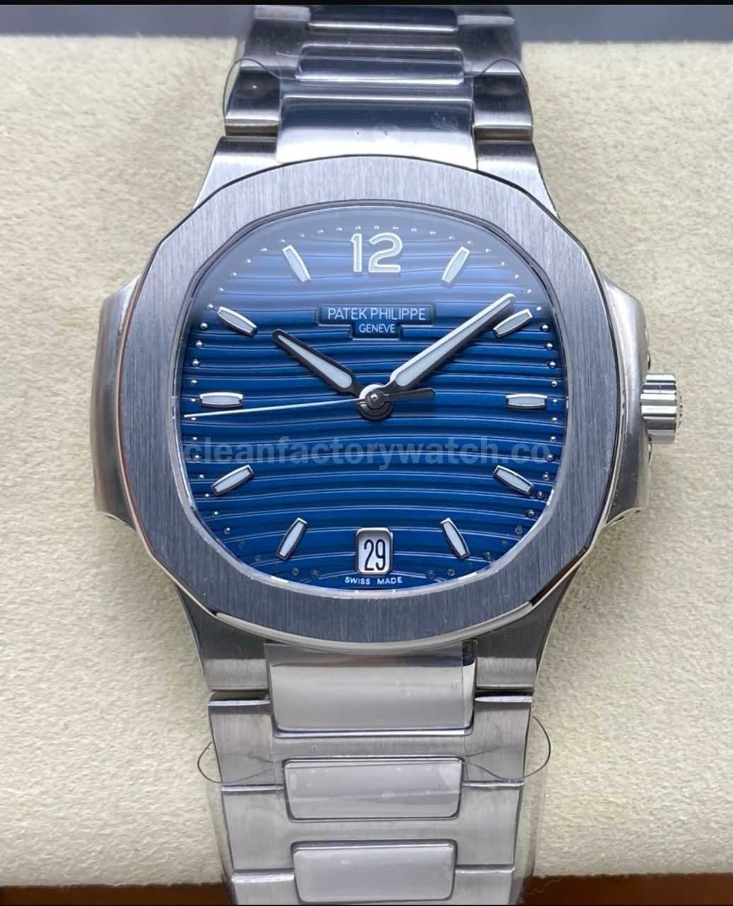 TW Factory Patek Philippe Nautilus 7118 1A 001 Blue Dial (4)
