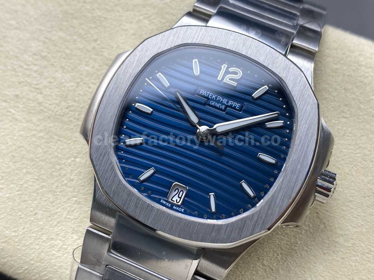 TW Factory Patek Philippe Nautilus 7118 1A 001 Blue Dial (5)