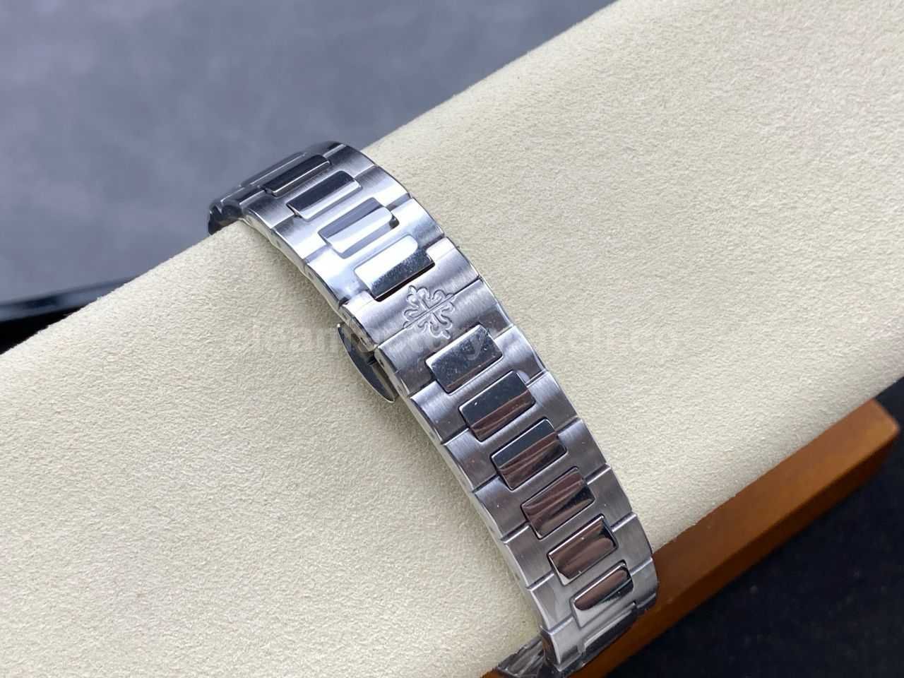TW Factory Patek Philippe Nautilus 71181A 010 White Dial (3)