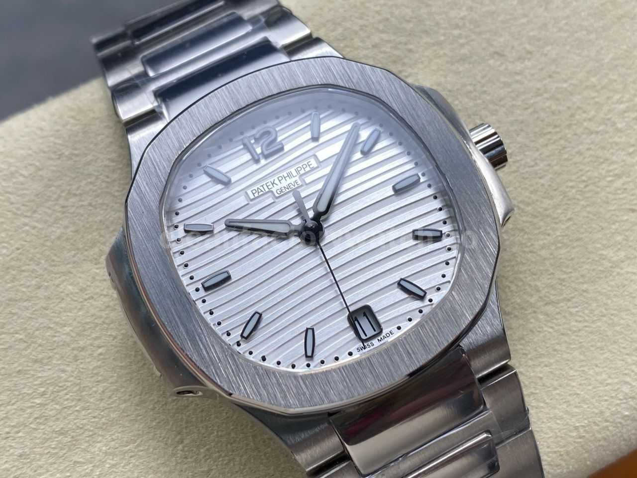 TW Factory Patek Philippe Nautilus 71181A 010 White Dial (5)