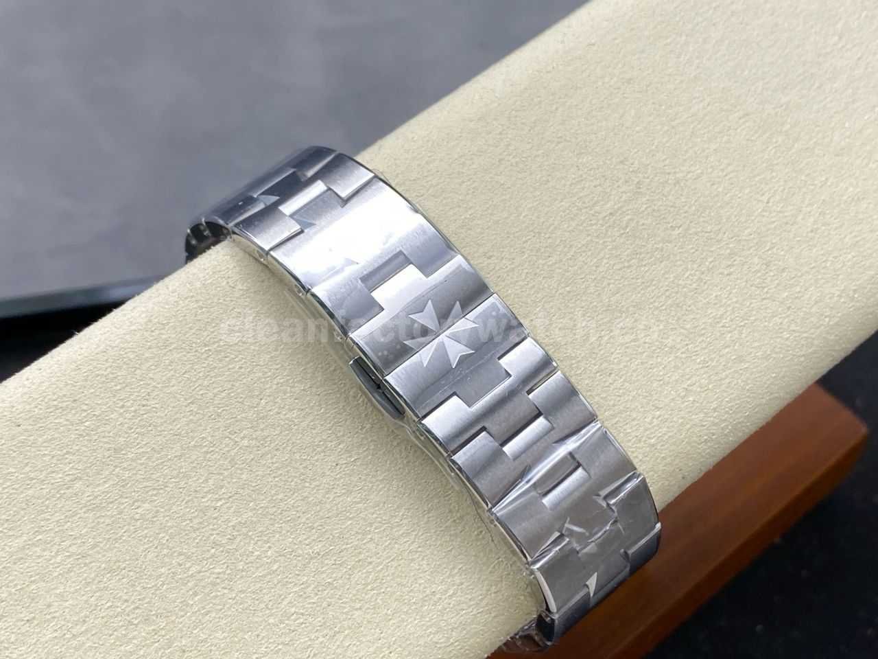 8F Factory Vacheron Constantin Overseas 4500V110A B483 41mm Full Steel Black Dial (9)