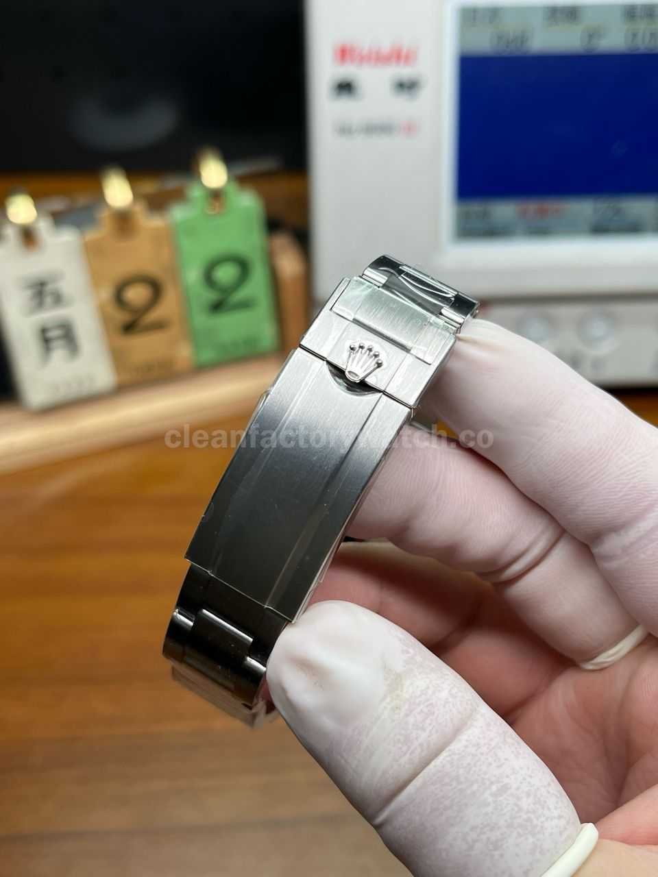 Super clone watches factory comparison and QC guide