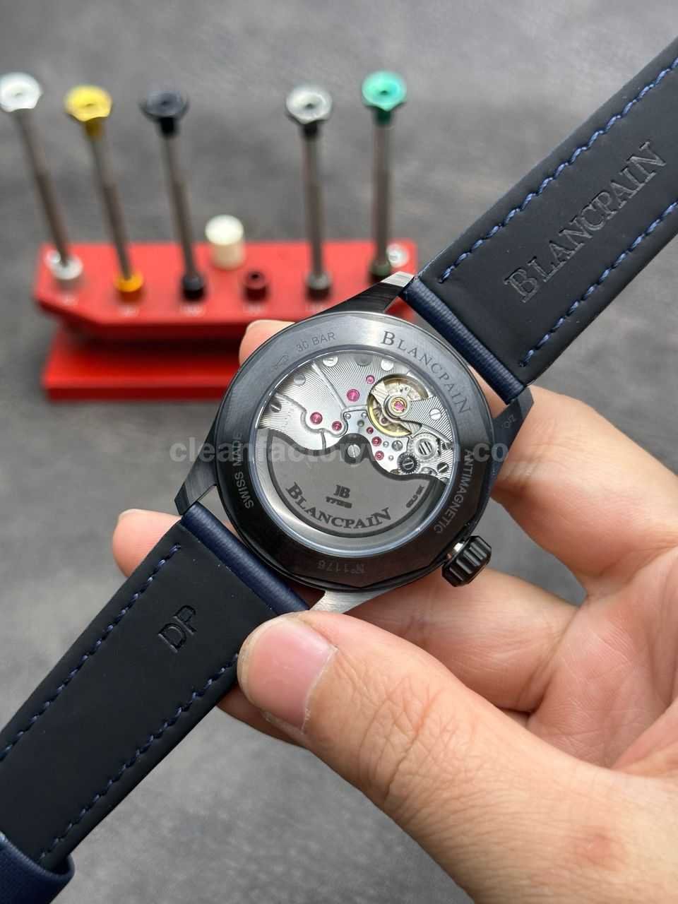 Super clone watch quality control before shipping