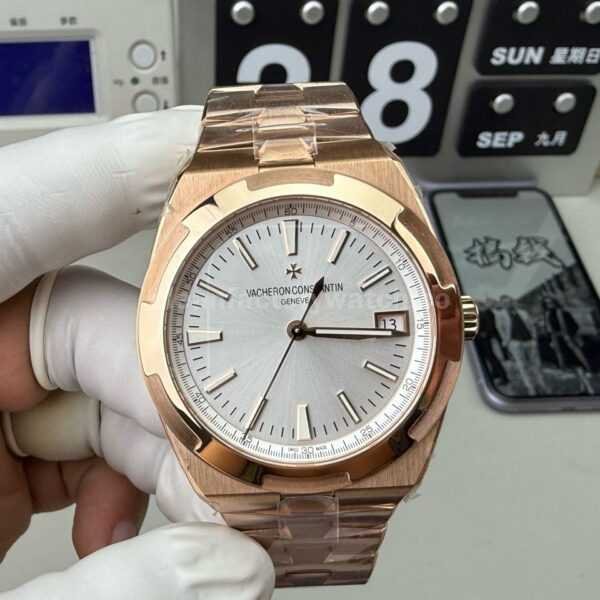 8F Factory Vacheron Constantin Overseas 4500V/000R-B127 41mm full rose gold silver dial replica watch