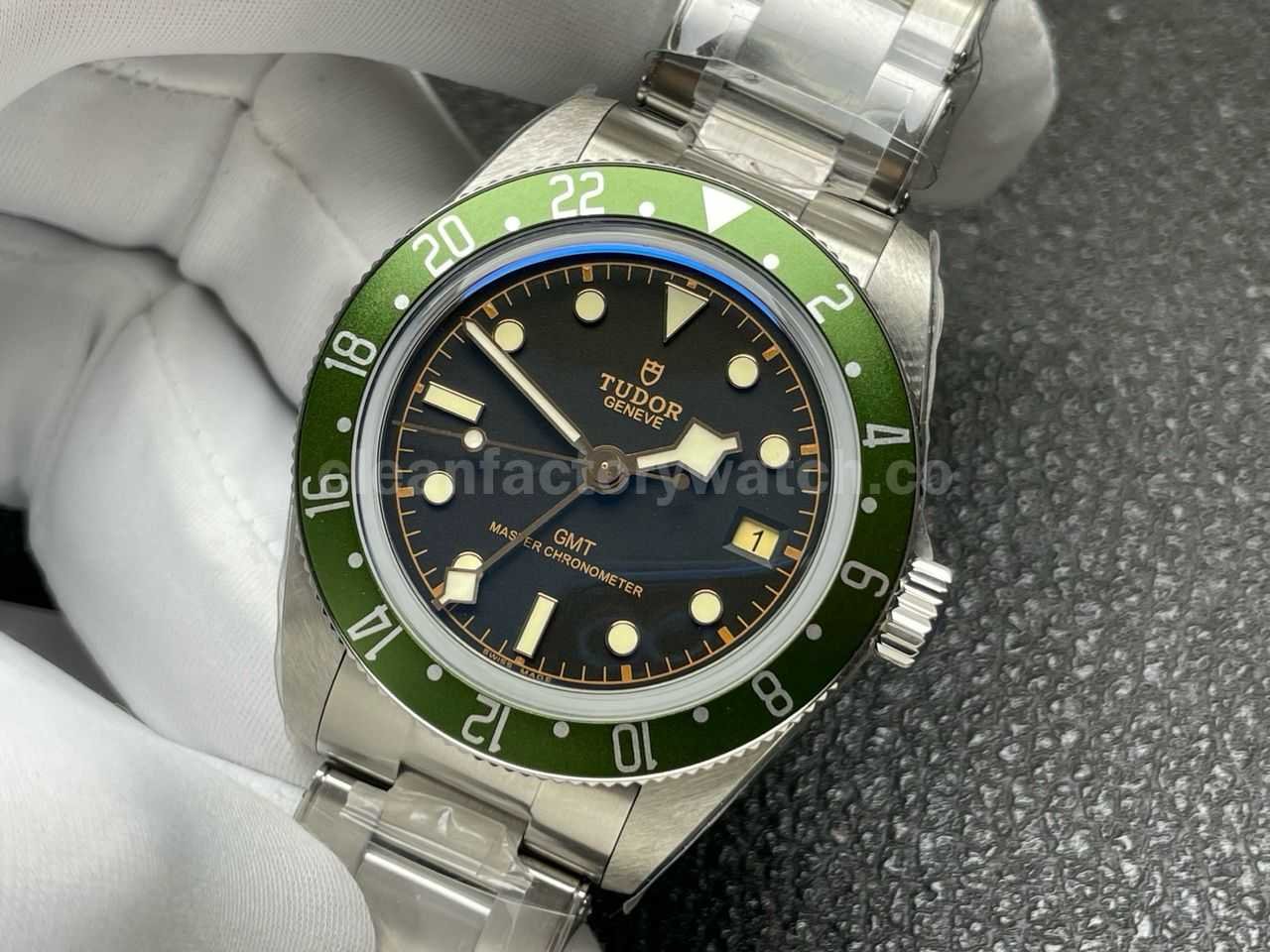 Tudor Black Bay 58 replica case bezel QC guide