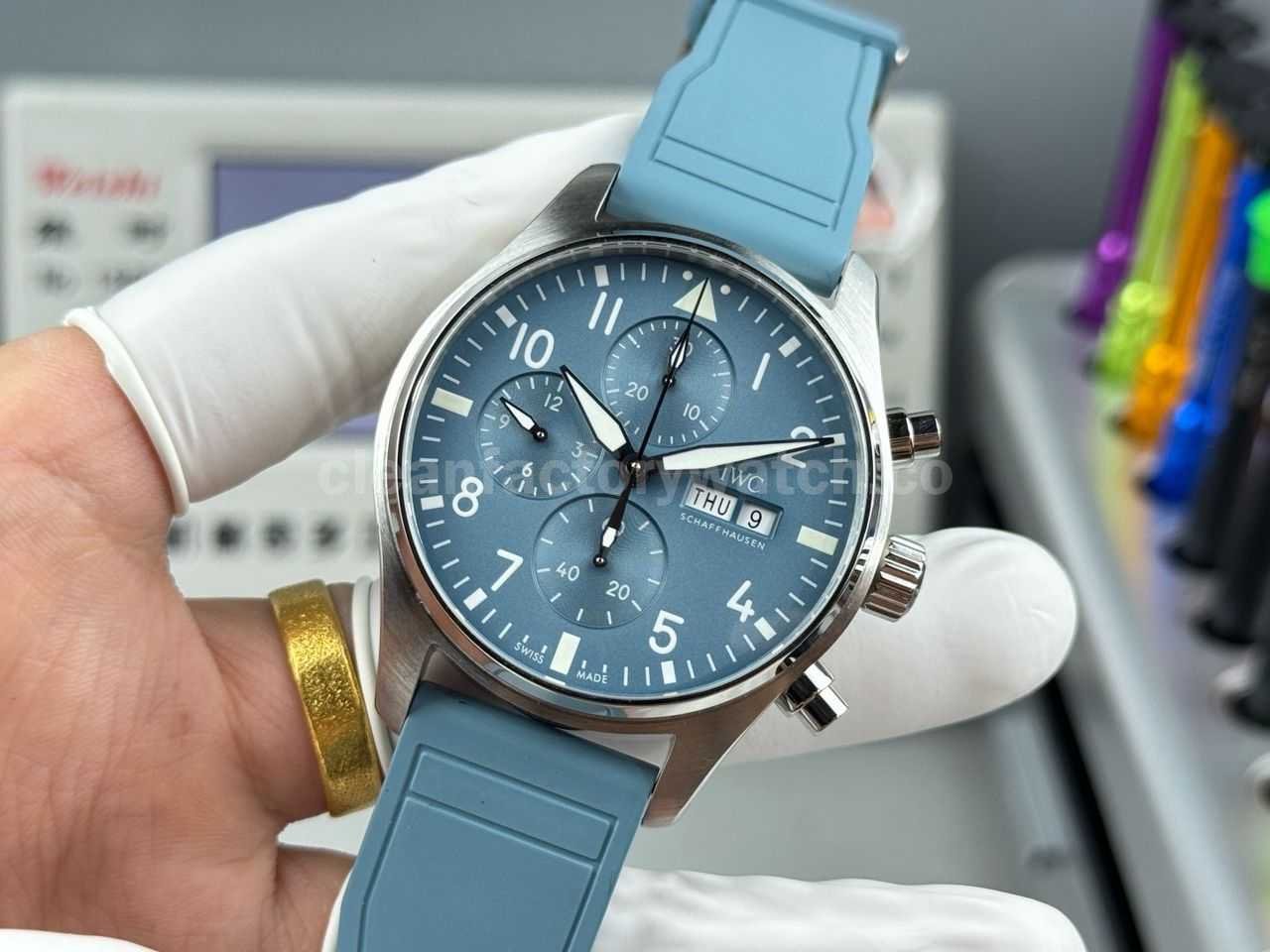 IWC Big Pilot Pilot Chronograph Mark XX replica comparison
