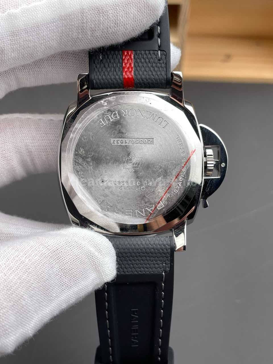 HW Factory Panerai Luminor Due replica leather strap comparison