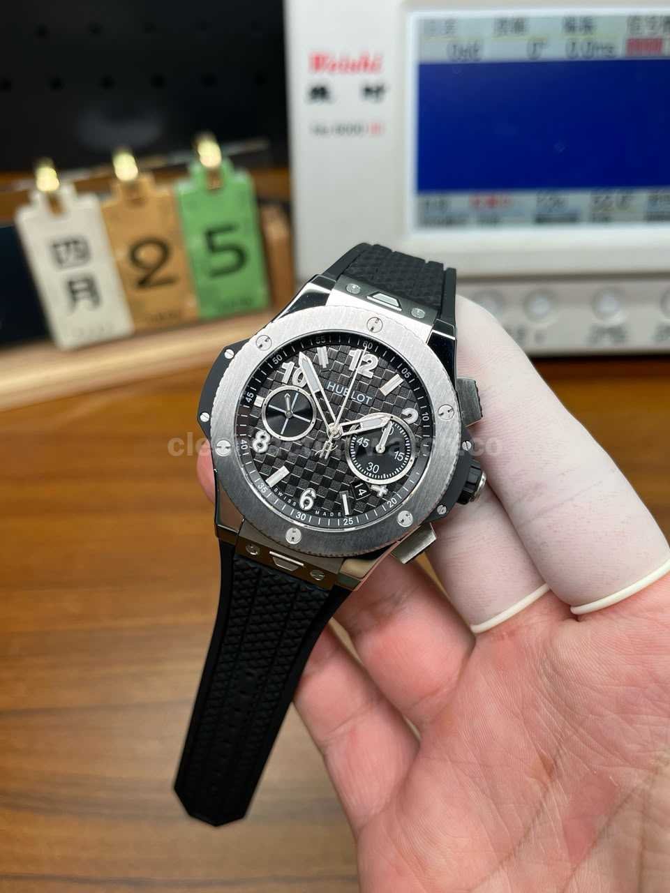 Hublot Classic Fusion chronograph replica 45mm case rubber strap